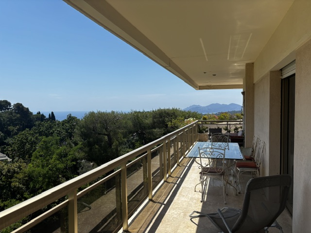 Appartement 3 Pièces |  599 000 €